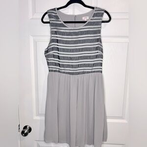 Pixley Women’s Gray Chiffon Summer Sleeveless Dress  - Size Large